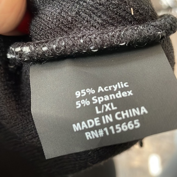 Pokémon Pikachu Pokeball Knit Beanie Hat size L/XL - Picture 4 of 13